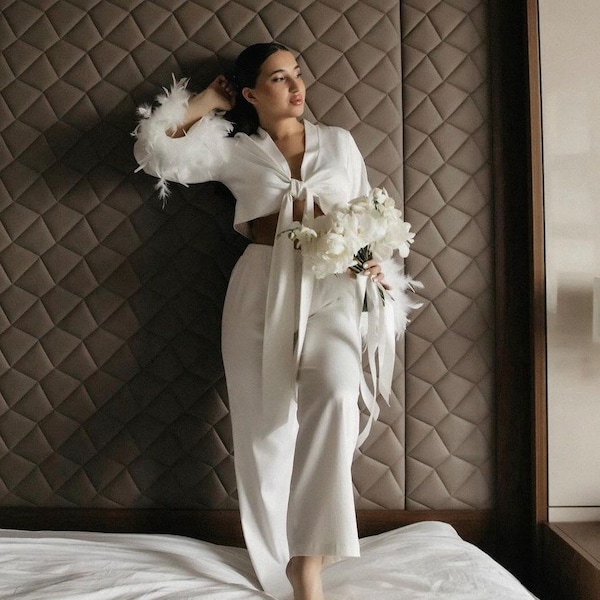 Conjunto de pijama nupcial con plumas, pijama largo para despedida de soltera, talla grande, pijama de novia, pijama de seda con plumas para la mañana de la boda.