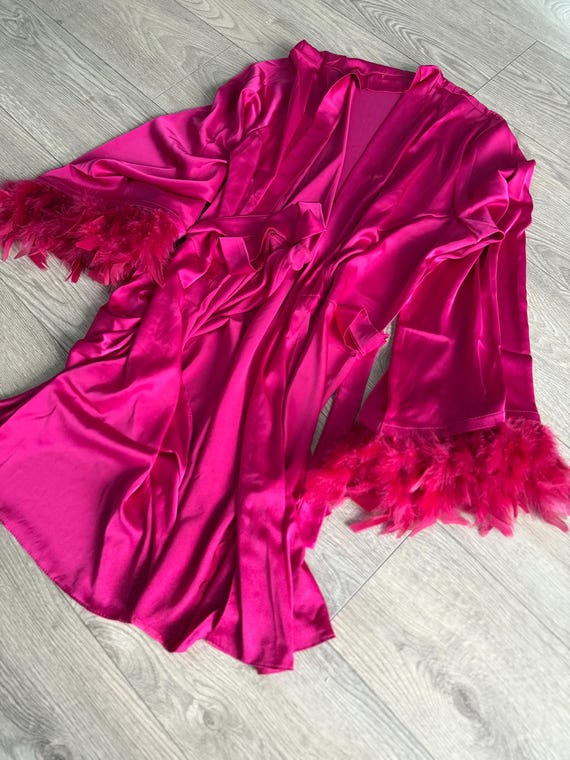 Hot Pink Robe Plus Size Fuchsia Dressing Gown with Ostrich Feathers Hot Pink Wedding Pink Feather Robe with Detachable Feather Sleeves Gift Hot Pink Robe Plus Size Fuchsia Dressing Gown with Ostrich Feathers Hot Pink Wedding Pink Feather Robe with Detachable Feather Sleeves Gift