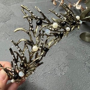 Baroque black crown  Bronze evil queen crown Gothic wedding tiara Evil queen crown Bronze dark crown Vampire costume Bachelorette party