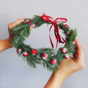 Сhristmas flower crown Holly headpiece Christmas tiara girl Red berry winter crown adult Boho flower crown  pine cone  Floral Headpiece