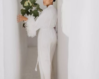 Feather robe bride long bridal robe boudoir robe Ostrich Feather Bridal Robe Feather robe long Bridal robe with feather Hollywood robe