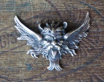 Vintage French Brass Stamping/Antique Style/Winged Gargoyle/Devil/Diablo/French Findings/SMALL/E2