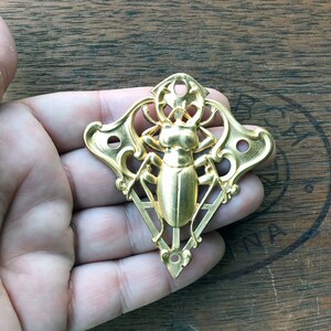 Vintage French Brass Stamping/Antique Style/Scarab/Beetle/Centrepiece/Plaque/Sun God/Egyptian Revival/French Findings/C18 image 4