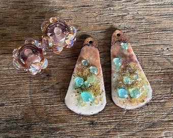 DESTASH Artisan Made Handmade Pendant Drop Charm Enamel on Copper and Lampwork Beads Pair 2Moiselles