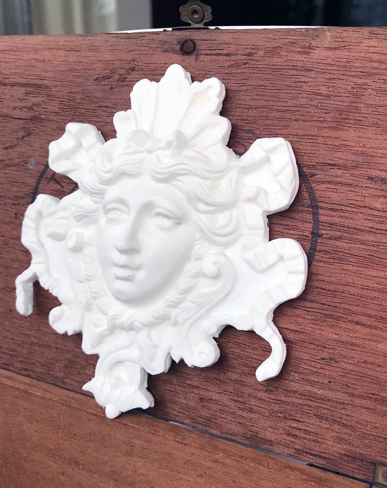 Handmade Resin Ornament Fauxnament Craft Supply Art Element Neoclassical Face Louis XIV Versailles Royalty Ornament Wall Decor image 3