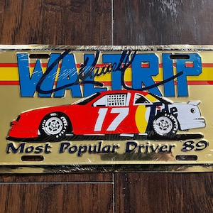 Deadstock Darrell Waltrip Most Popular Driver License Plate 80’s