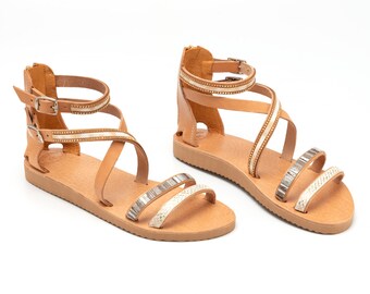 Beige flat sandals for women
