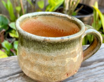 Taza de café o té de porcelana en forma de tulipán - Taza esmaltada Shino - Taza facetada y con pie - Taza color bronce - ¡Hermosa taza MD Shino con captura de carbono!