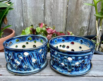 Macetas para orquídeas hechas a mano y esmaltadas en tonos azules luminosos - 14 cm x 7,6 cm - Se venden por separado