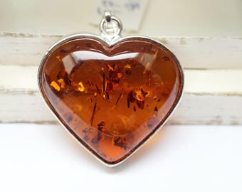 Gold Bernstein Herz Anhänger, Bernstein Love Anhänger, Natürliches Baltisches Bernsteinherz, Oranges Bernsteinherz, Handgefertigter Bernsteinanhänger, Bernsteinschmuck