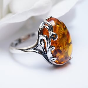 Amber Ring, Handmade Amber Ring, Natural Amber Ring, Oval Amber Ring, Golden Amber Ring, Amber Stone Ring, Amber Jewelry,Amber Gift,Gemstone