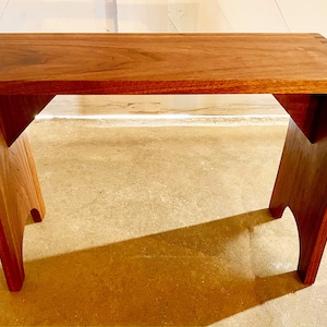 Walnut Dovetail Step Stool