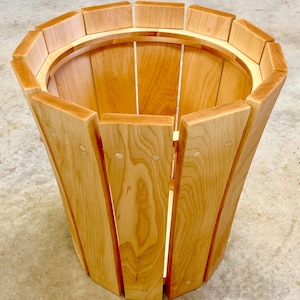 Sculpted Waste Basket image 1