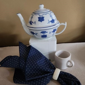 Williams Sonoma Teapot Bundle
