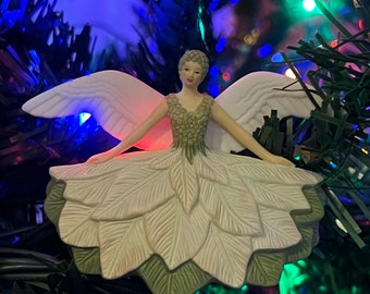 Hallmark Keepsake Angel Tree Topper, Julie Forsyth, Mini Christmas Tree