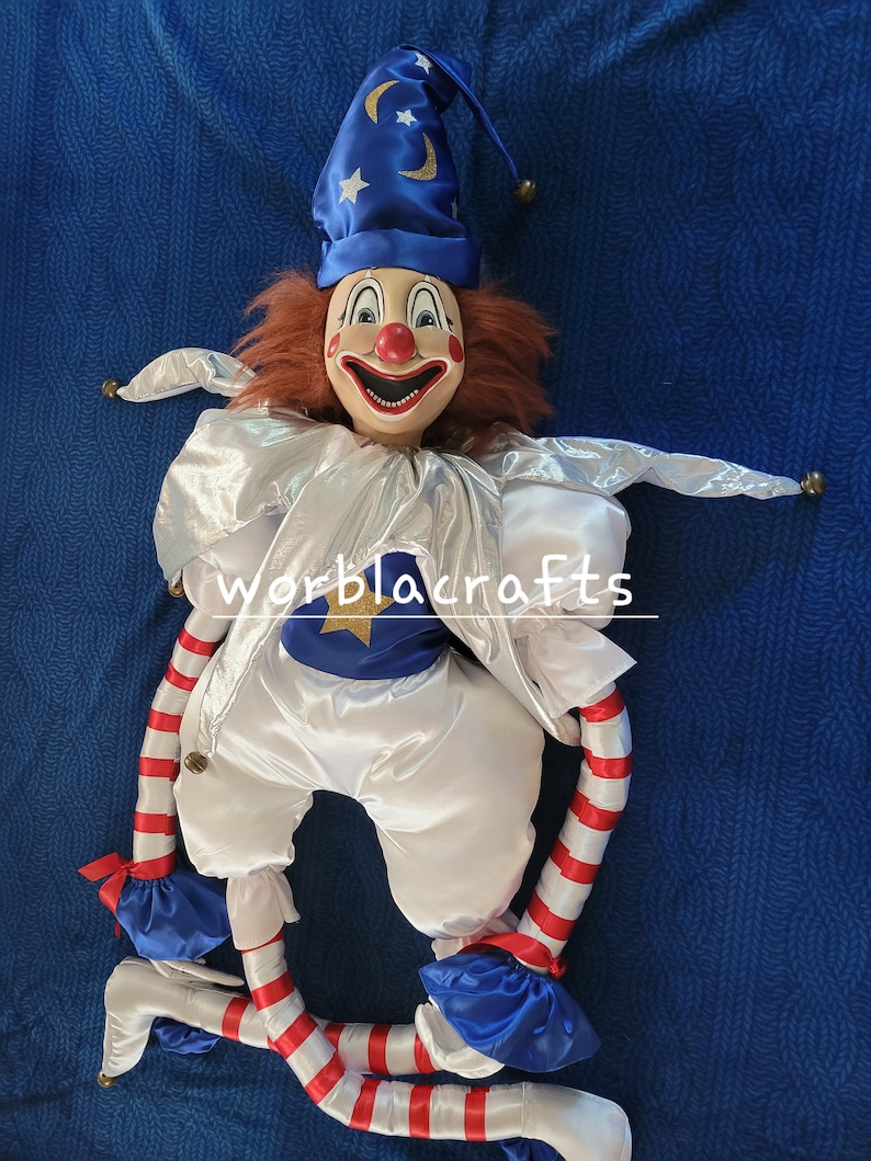 Poltergeist Clown doll replica image 6