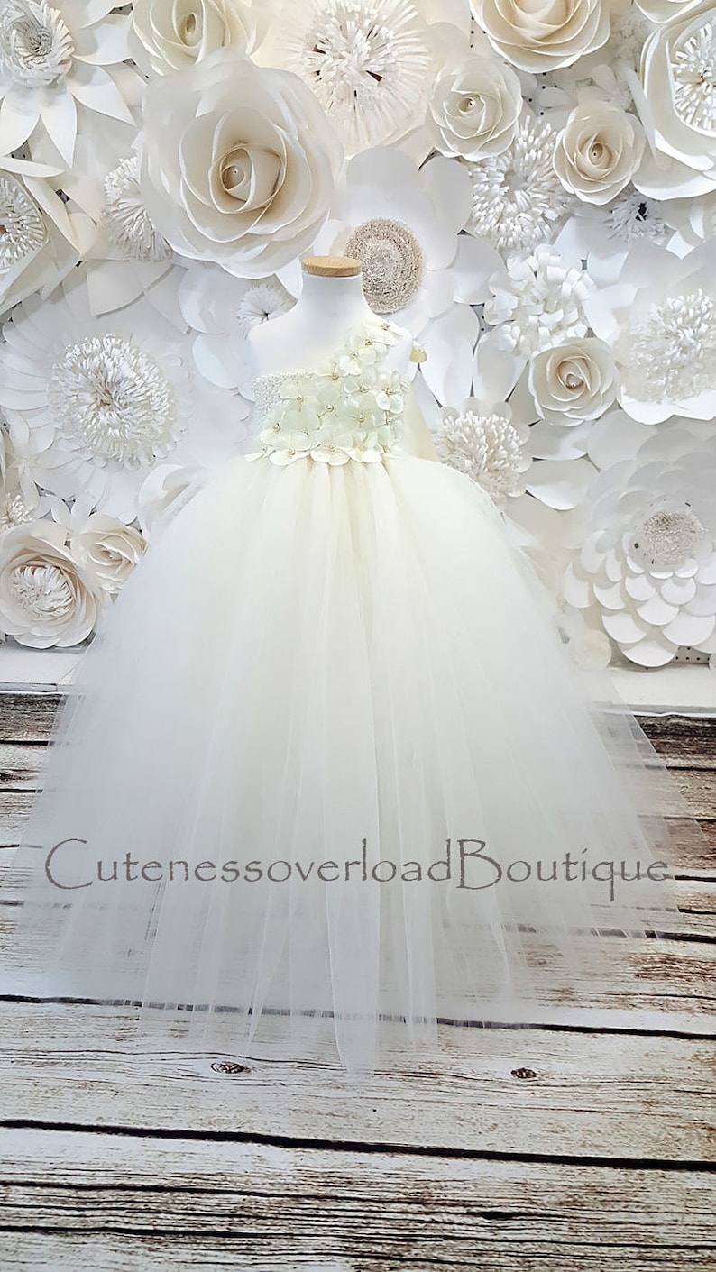 Ivory Flower Girl Tutu Dress-Ivory Tutu Dress-Ivory Tutu Dress.Flower Girl Tutu Dress-Wedding Tutu Dress-Birthday Dress.