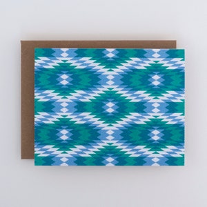 Risograph Notecard w kolorze różowo-miętowym z geometrycznym wzorem kalejdoskopu diamentowego, puste w środku