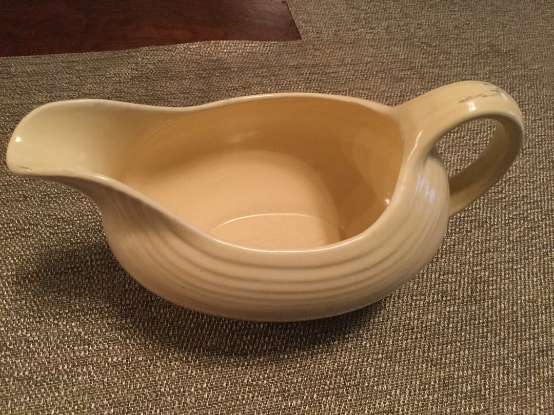 Fiestaware Fiesta Gravy Boat Pale Yellow Vintage Original Homer Laughlin 8 Etsy