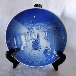 Bing and Grondhal plate, Copenhagen Porcelain Made in Denmark &quot;White Christmas&quot;