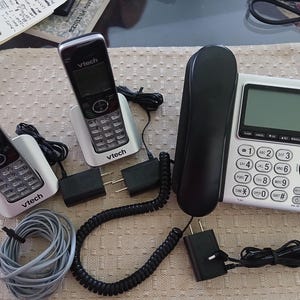 VTech Digital Cordless Answering System – 3‑Piece Set (Base + 2 Handsets)