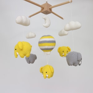 Elephant baby mobile, crochet elephant mobile, Toy baby mobile, baby gift, Baby Crib Mobile,Nursery crib mobile, elephant mobile