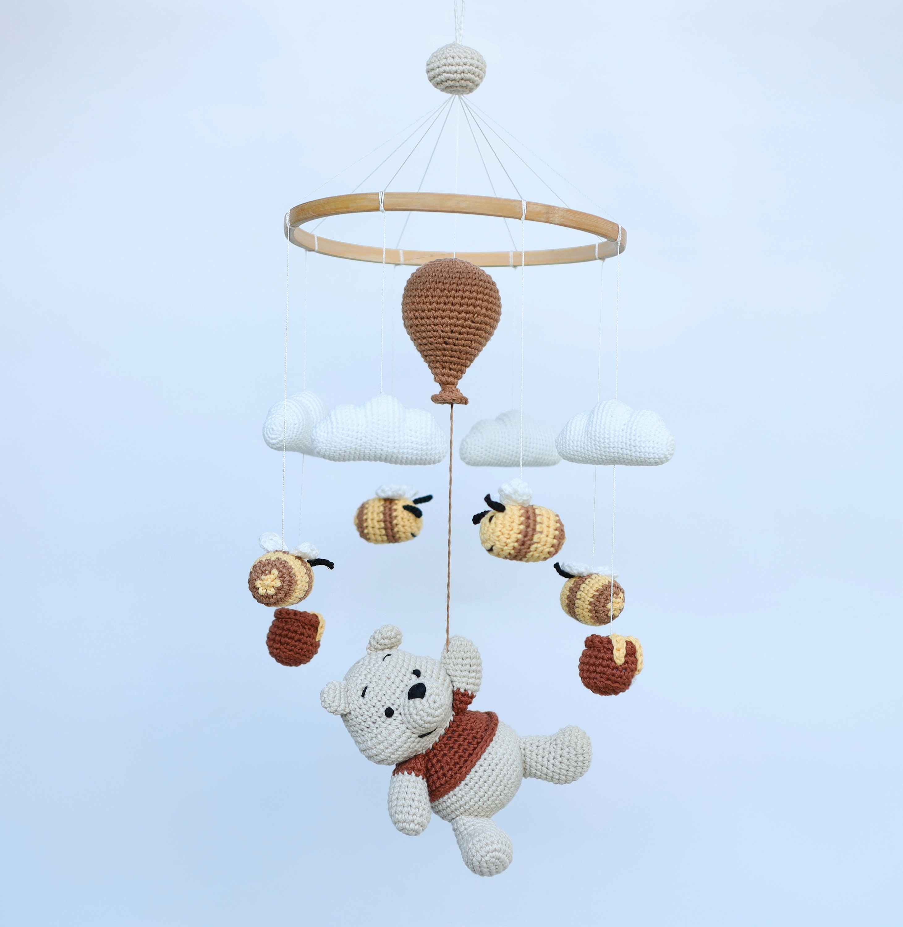 Crochet Winnie the Pooh Mobile: Bees & Honey Nursery Decor. Baby