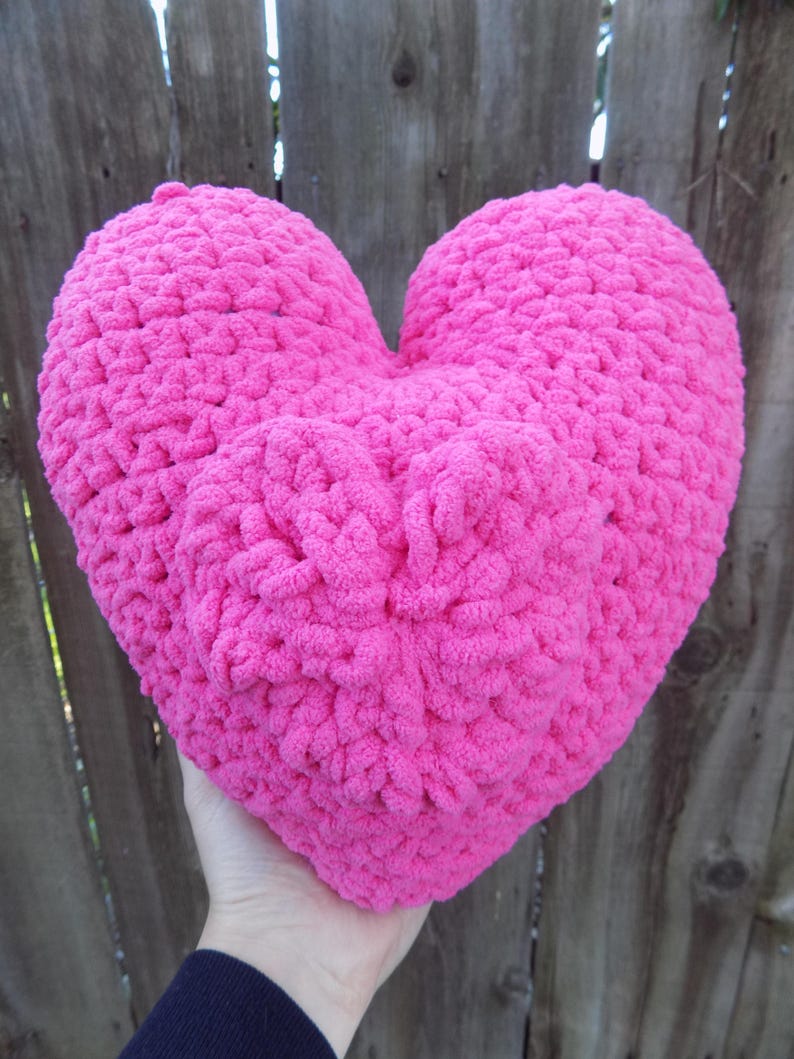 Heart Pillow Crochet Home Image 0
