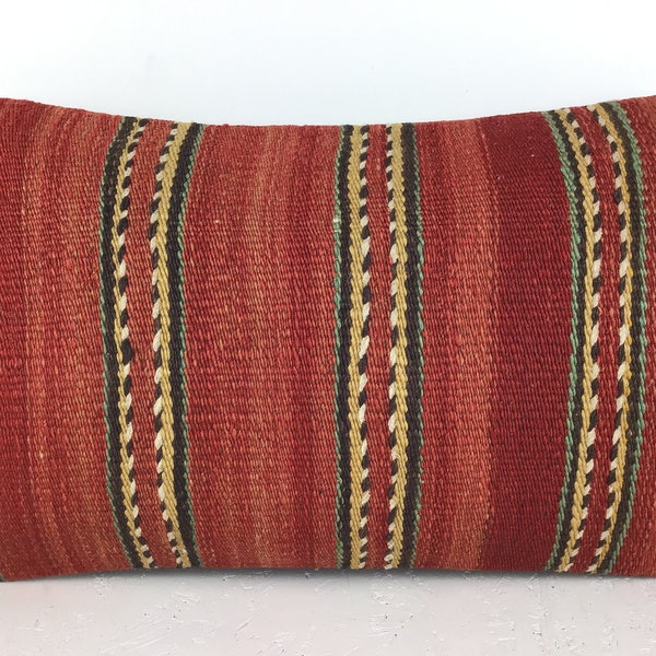 30 x 50 cm 12 x 20 pouces, Taie d'oreiller Kilim, Oreiller Kilim, Oreiller de moquette, Oreiller marocain, Oreiller décoratif, Oreiller ethnique, Oreillers anciens, Tapis d'oreiller