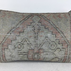 60x40cm, Kelim Kissen, Teppichkissen, marokkanisches Kissen, Akzentkissen, Handgefertigtes Kissen, Bankkissen
