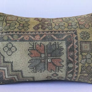 60x40cm, Kelim Kissen, Teppichkissen, marokkanisches Kissen, Akzentkissen, Handgefertigtes Kissen, Bankkissen