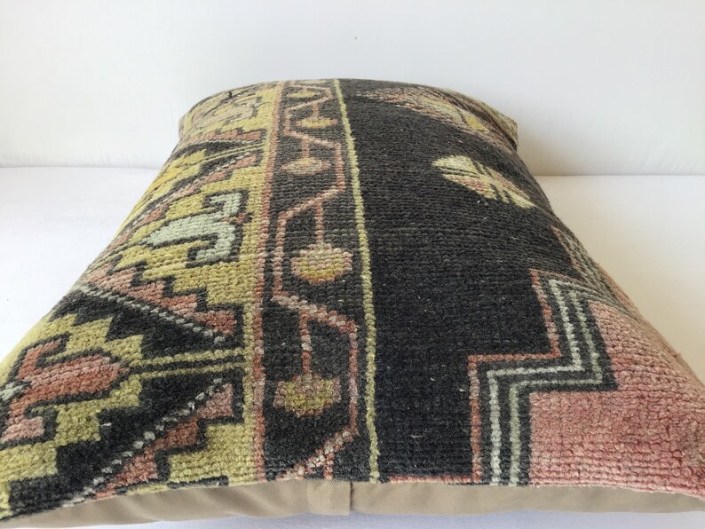 60x40cm, 24x16 inches, Kilim Pillow, Carpet Pillow, Moroccan Pillow, Accent Pillow, Handmade Pillow, Bench Pillow, Rug Pillow, Cushion image 3