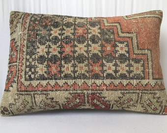 60x40cm, 24x16 inches, Kilim Pillow, Carpet Pillow, Moroccan Pillow, Accent Pillow, Handmade Pillow, Bench Pillow, Rug Pillow, Cushion