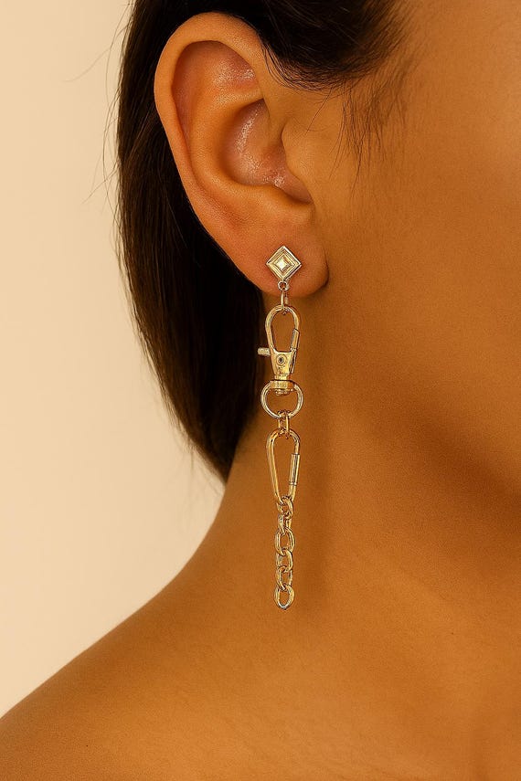 Gold Chain Drop Earrings: Modern Dangle Statement Jewelry