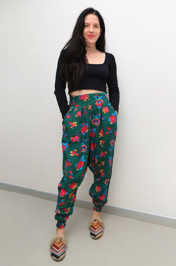 Floral Green Cotton Salwar Pants: Boho Ethnic Turkish Design