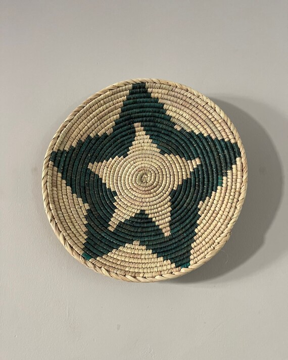 Dark Green Star Wall Basket, Handwoven Wall Basket Decor, Boho Woven Wall Art Handmade Wall Decor, Valentines Day Gift for her, Gift for mom