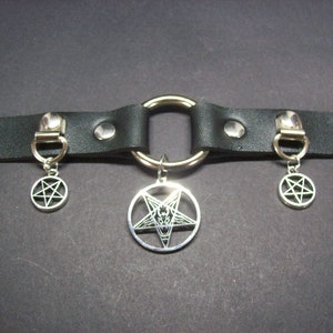 Kawaii Nu Goth Gothic Witchy  Satanic Black Faux Leather O ring Collar with stainless steal Goat of Mendes Detail with inverted pentagrams