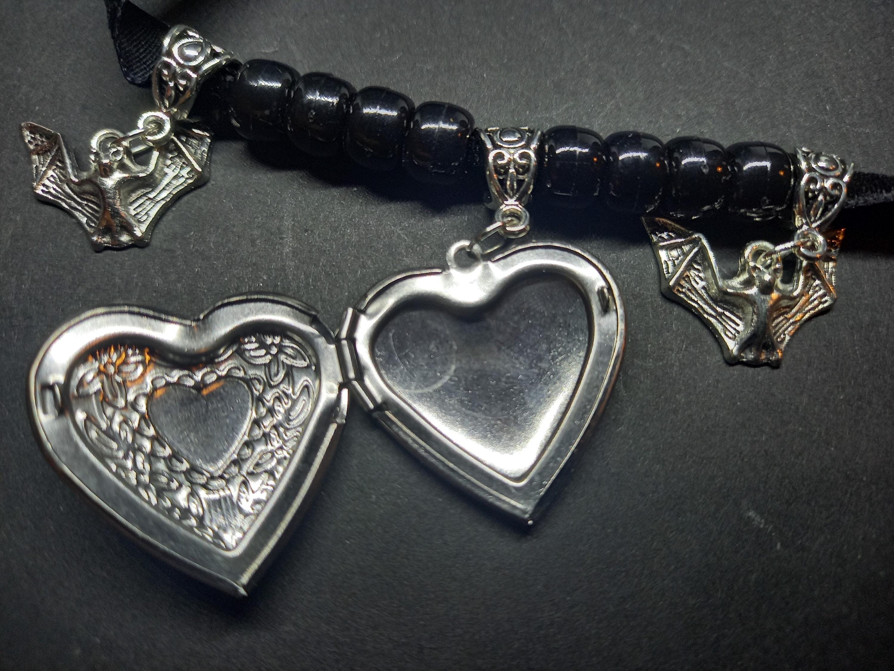 Black Velvet Ribbon Choker 