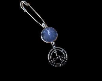 kilt pin brooch " Winged lilith image " and stainless steel Sigil of lilith :witchy gothic