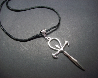 Nu Pastel Goth Gothic Witchy Alternative Horror Vampiric Dracula Nosferatu &quot;Vampire Masquerade&quot; necklace