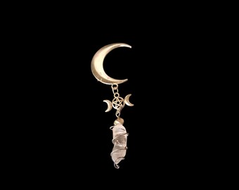 Goth witchy "Crescent moon with goddess symbol with unige raw crystal" detail metal pin badge/brooch