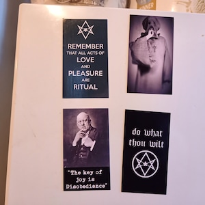 Goth Gothic okkulten satanischen Wicca Witchy Hexerei Aleister Crowley Mark des Tieres satanischen Verse inspiriert Satz von Kühlschrank Magnete set 2