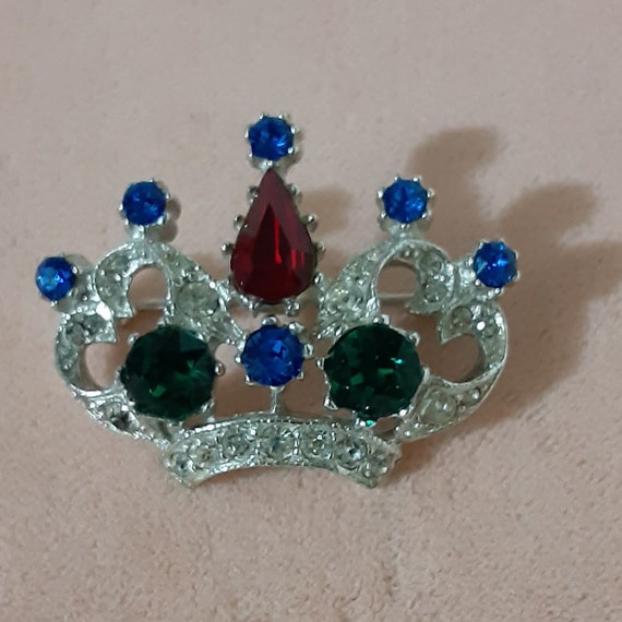 Colorful Eisenberg Crown Brooch
