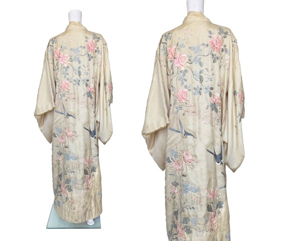 1930s Embroidered Kimono