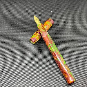 Custom fountain pen