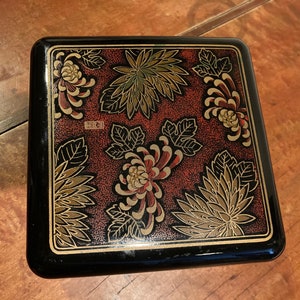 Vintage Asian style jewelry box