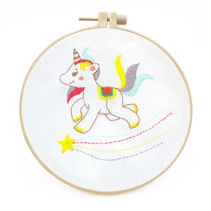 Kit de bordado a mano de animales de dibujos animados para niños