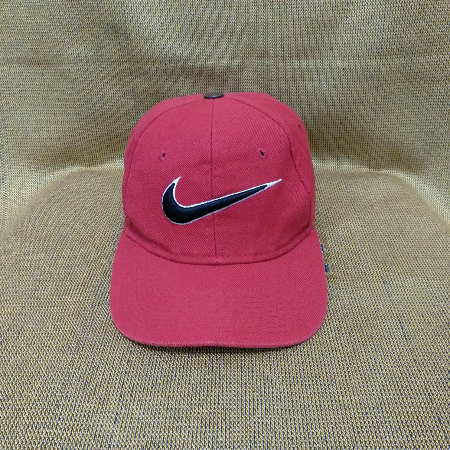 vintage nike baseball cap