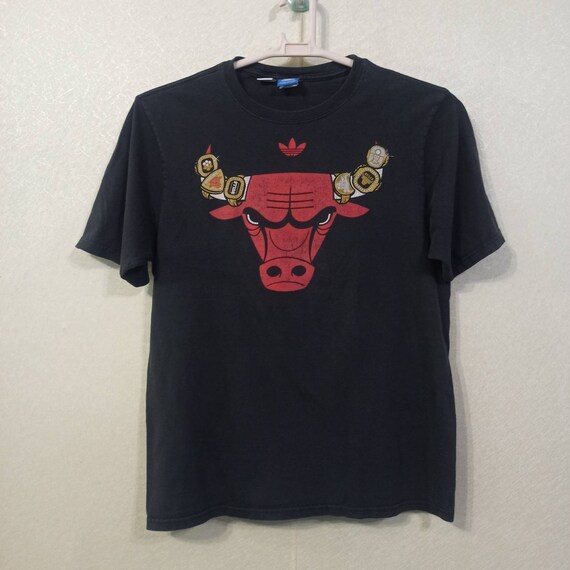 Chicago bulls t shirt adidas hotsell