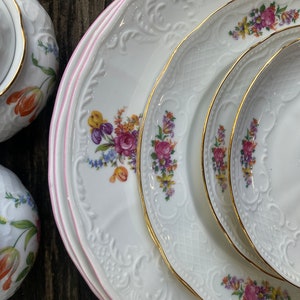 Old porcelain plates with fine floral decoration Set of 3 Vintage  Rose salad plate cream with pink roses pink rim Vhite ceramic plates